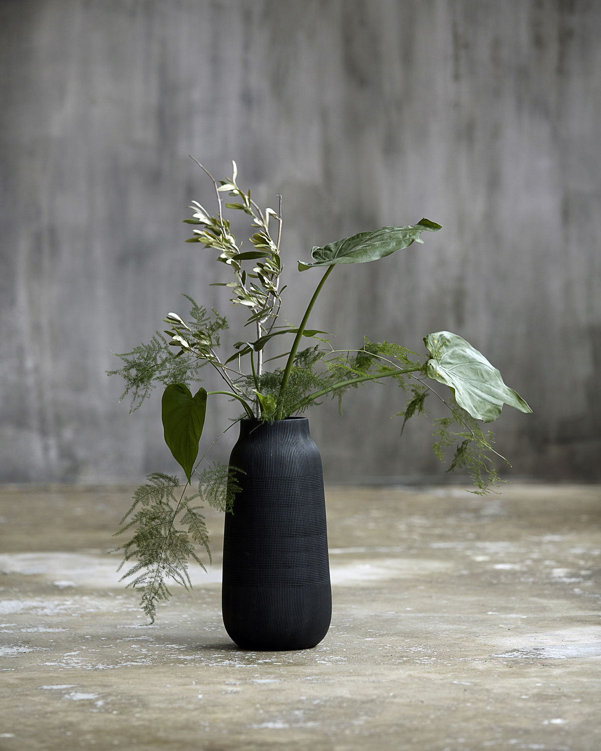 Black Groove Vase 35cm
