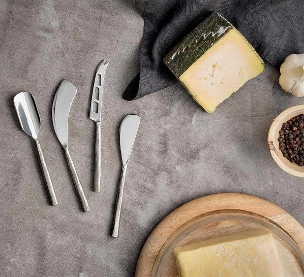 Brushed Silver Cheese Knife Set of 4 14cm