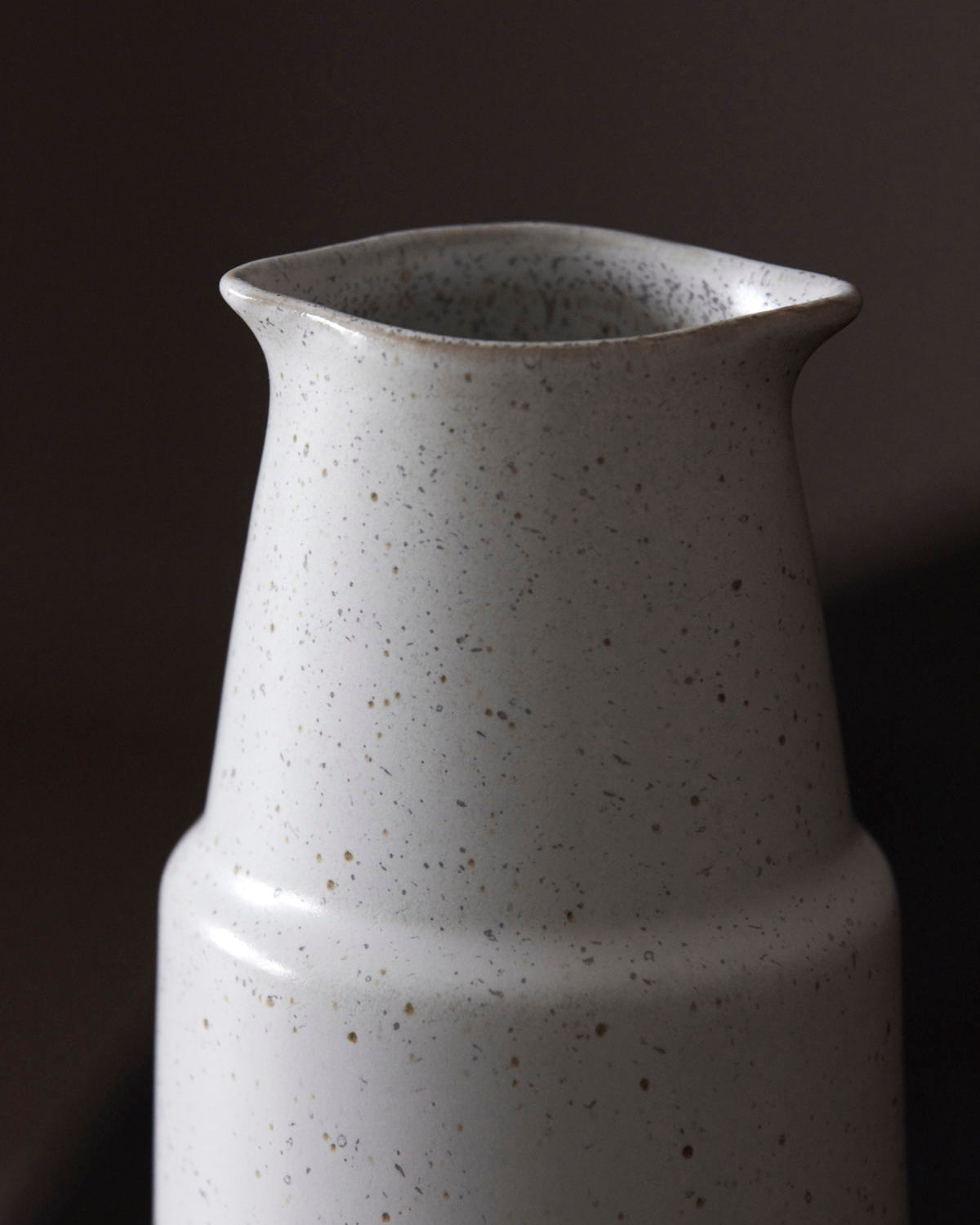 Cream Porcel Bottle 18cm